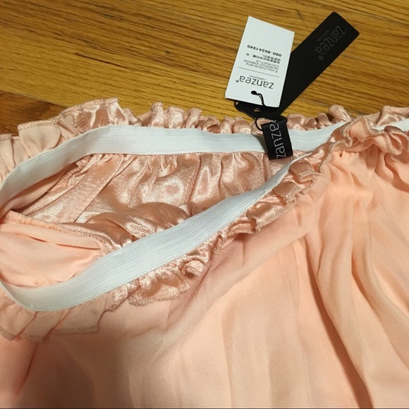 Light Pink Off Shoulder Dress w Corset design belt - Picture 4 of 8